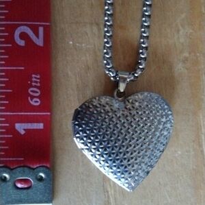 Elegant Silver Heart Locket Necklace